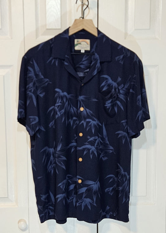 MADE IN HAWAII "Paradise Found" Aloha Shirt (M)