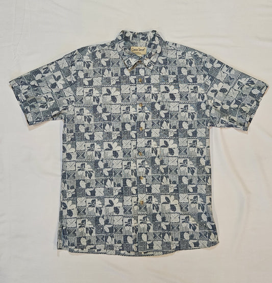 Short-sleeve shirt with a geometric pattern on a white background