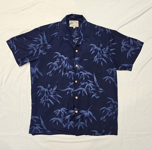 MADE IN HAWAII "Paradise Found" Aloha Shirt (M)